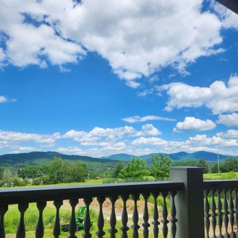 Millstone Hill - Bed & Breakfast Near Me - Barre, Vermont Millstone Hill - Bed & Breakfast Near Me - Barre, Vermont
