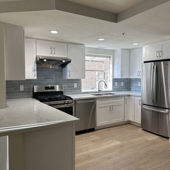 Lee & Company Construction - kitchen with stainless steel appliances - General Contractors Near Me - Arcadia, California Lee & Company Construction - kitchen with stainless steel appliances - General Contractors Near Me - Arcadia, California