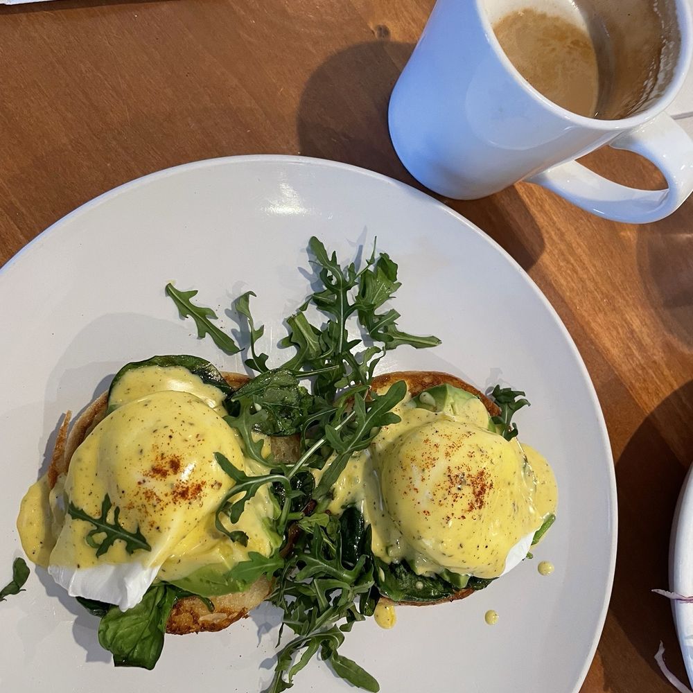 Kitchenette - Eggs Florentine no meat. - Breakfast & Brunch Near Me - Templeton, California Kitchenette - Eggs Florentine no meat. - Breakfast & Brunch Near Me - Templeton, California
