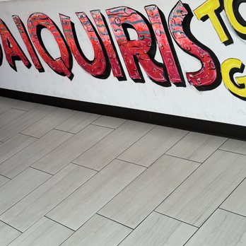 Daiquiri Island To Go - Cashier Area - Drive-Thru Bars Near Me - Houston, Texas