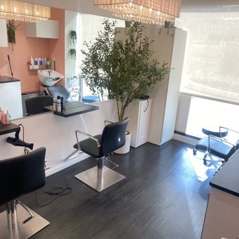 Henley Salon - Hair Stylists Near Me - Beverly Hills, California Henley Salon - Hair Stylists Near Me - Beverly Hills, California