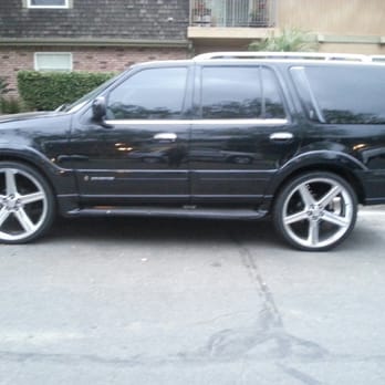 Emerald Transit Service - Town Car Service Near Me Emerald Transit Service - Town Car Service Near Me