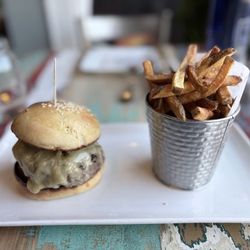 Cavé Bistro - Grass-Fed Beef-Roasted Marrow Burger