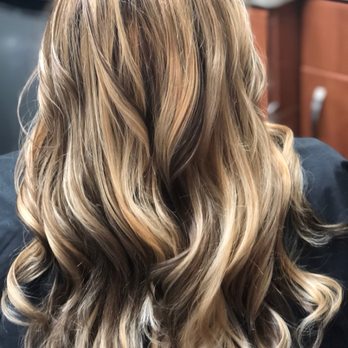 Tara Bella Hair Studio - Hair Salons Near Me - Fishers, Indiana Tara Bella Hair Studio - Hair Salons Near Me - Fishers, Indiana