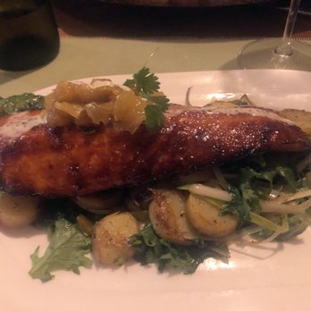 Elliott's On Linden - Salmon - New American Near Me - Pinehurst, North Carolina