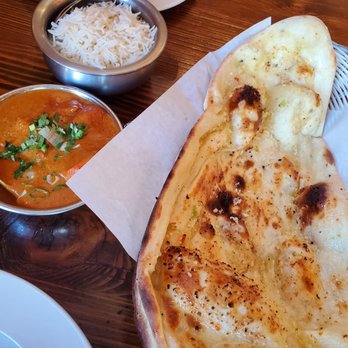 Yeti Restaurant - Chicken Tikka Masala, Streamed Rice and amazing huge super tasty fresh Garlic Naan! - Indian Near Me - Glen Ellen, California Yeti Restaurant - Chicken Tikka Masala, Streamed Rice and amazing huge super tasty fresh Garlic Naan! - Indian Near Me - Glen Ellen, California