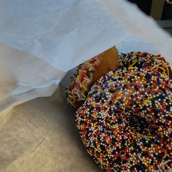DK'S Donuts