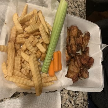 CZ Smokez BBQ - 10 pcs Wings Only lemon pepper with fries - Barbeque Near Me - Decatur, Georgia CZ Smokez BBQ - 10 pcs Wings Only lemon pepper with fries - Barbeque Near Me - Decatur, Georgia