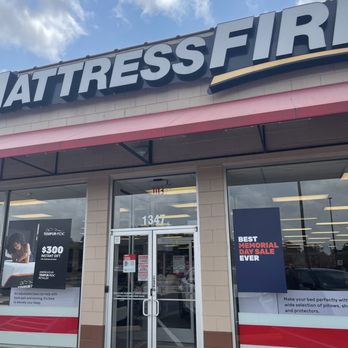 Mattress Firm Oak Forest - Store - Furniture Stores Near Me - Houston, Texas Mattress Firm Oak Forest - Store - Furniture Stores Near Me - Houston, Texas