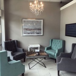 Catchin' Rays Tanning Salon - Waiting room