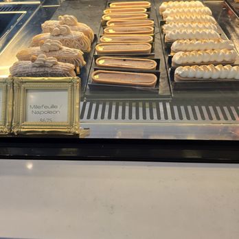 ID-Eclair - Bakeries Near Me - Pasadena, California