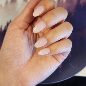 Holly Nails & Spa - Nail Salons Near Me - Riverside, California