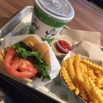 Shake Shack River North - Shack burger - Burgers Near Me - Chicago, Illinois Shake Shack River North - Shack burger - Burgers Near Me - Chicago, Illinois
