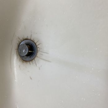 Inn At the Finger Lakes - Old outdated and grimy sink that didn't drain. - Venues & Event Spaces Near Me - Auburn, New York