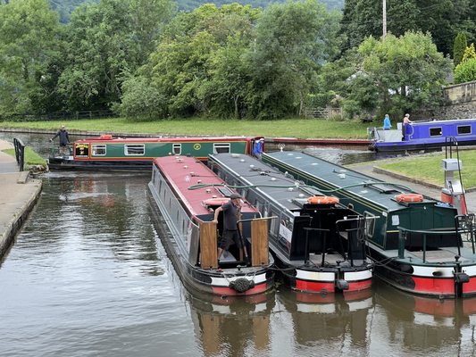 Pontcysyllte Aqueduct by null