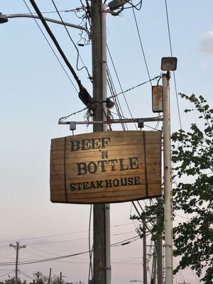 Beef 'N Bottle Steakhouse by null