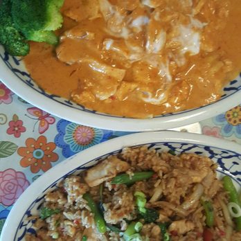 Moo Dang - Chicken Panang and Thai Basil FR - Thai Near Me - Reno, Nevada