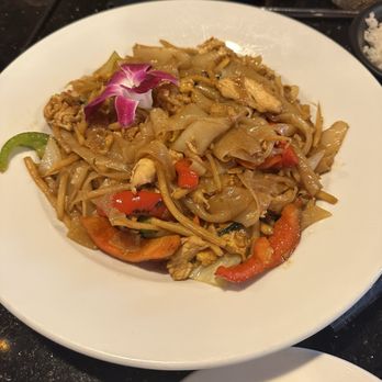 Signature Thai Cuisine - Thai Near Me - La Mesa, California