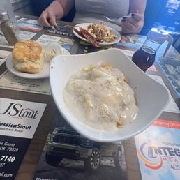 3 meat bowl and the wife had the French toast with side of bacon