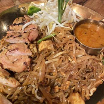 Muay Thai Restaurant and Bar - Sports Bars Near Me - Toronto, Ontario