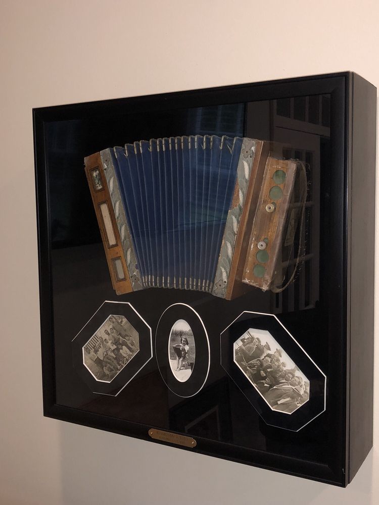 BLOOMINGDALE’S R J ART WORLD Updated July 2024 115 Kirkwood Square