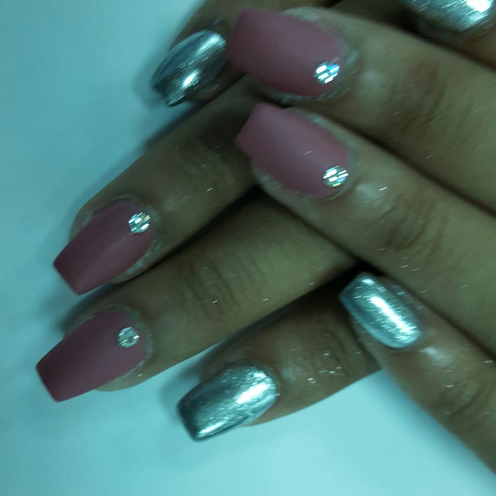 Luxy Nails - Nail Salons Near Me - Middleburg, Florida