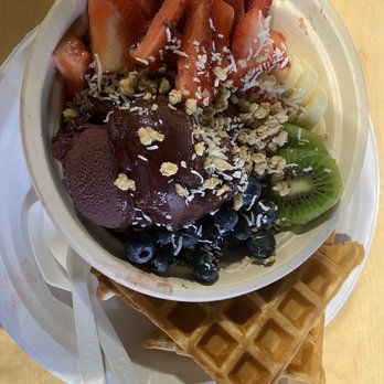 Waffle and Berry - Waffles Near Me - Honolulu, Hawaii Waffle and Berry - Waffles Near Me - Honolulu, Hawaii