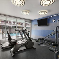 Ramada by Wyndham Rockville Centre - Fitness Center
