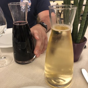 Ristorante Mammato - Half liter of house wine - Italian Near Me - Maiori, SA Ristorante Mammato - Half liter of house wine - Italian Near Me - Maiori, SA