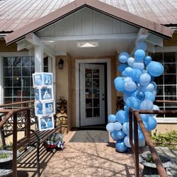 Crumbs - Front entrance decorated for the baby shower