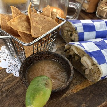 Lapisara Eatery - Tom Yum Burrito - Breakfast & Brunch Near Me - San Francisco, California Lapisara Eatery - Tom Yum Burrito - Breakfast & Brunch Near Me - San Francisco, California