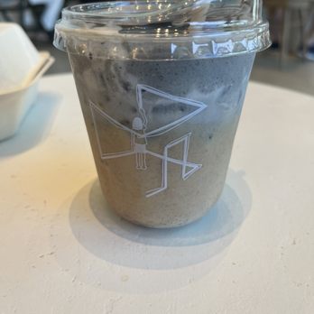 Aroom Coffee - Black sesame latte - Coffee & Tea Near Me - Seattle, Washington