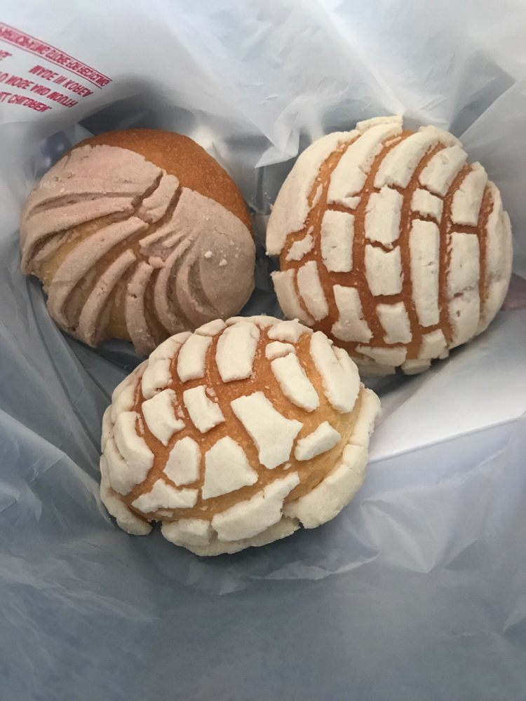 REYNA’S BAKERY 55 Photos & 72 Reviews 5111 Gage Ave, Bell