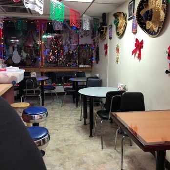 Taqueria Mi Pueblito - xmas decoration seating - Mexican Near Me - Kingston, New York Taqueria Mi Pueblito - xmas decoration seating - Mexican Near Me - Kingston, New York