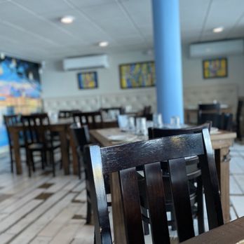 Capriccio Trattoria - Great decor well lighted and great AC - Italian Near Me - Rincon, Puerto Rico