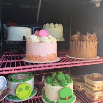 ABQ Sweet Spot - Custom cakes - Bakeries Near Me - Albuquerque, New Mexico