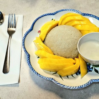 Spices Thai Restaurant - Mango sticky rice with sweet coconut sauce - Seafood Near Me - Lake Elsinore, California Spices Thai Restaurant - Mango sticky rice with sweet coconut sauce - Seafood Near Me - Lake Elsinore, California