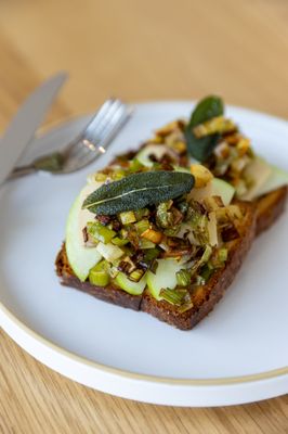 Little Loaf Bakeshop by null