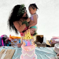 Princess Era Parties - Cake time