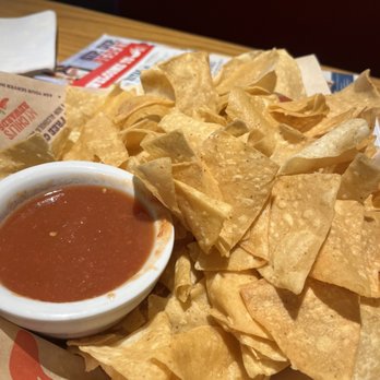 Chili's - Bars Near Me - Lawton, Oklahoma
