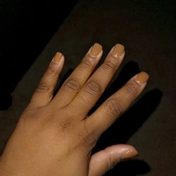 Gel manicure with the color DU159