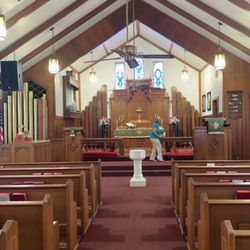 Holy Cross Lutheran Church