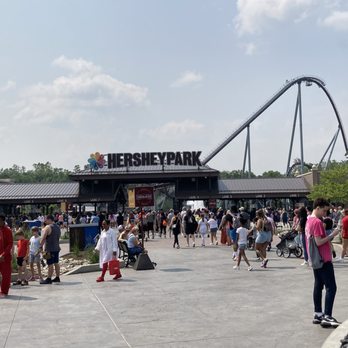 Hersheypark - A lot of tourists outside but not too crowded inside. - Amusement Parks Near Me - Hershey, Pennsylvania