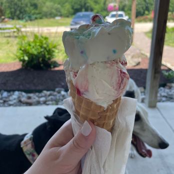 Mrs. Moo’s Corner - Ice Cream & Frozen Yogurt Near Me - Prince Frederick, Maryland