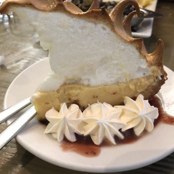 Sal's Ballyhoo's - Key lime pie - excellent flavor of the filling but crust tasted burnt - Seafood Near Me - Key Largo, Florida Sal's Ballyhoo's - Key lime pie - excellent flavor of the filling but crust tasted burnt - Seafood Near Me - Key Largo, Florida
