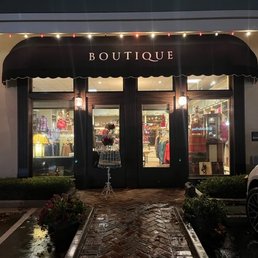 Exterior outside entrance of Susa Boutique - Claremont, California Exterior outside entrance of Susa Boutique - Claremont, California
