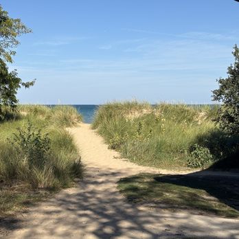 Loyola Park - Loyola Park, by the beach - Parks Near Me - Chicago, Illinois