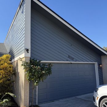 Fresh Painting FL - Garage door/front of house - Painters Near Me - Jacksonville, Florida Fresh Painting FL - Garage door/front of house - Painters Near Me - Jacksonville, Florida