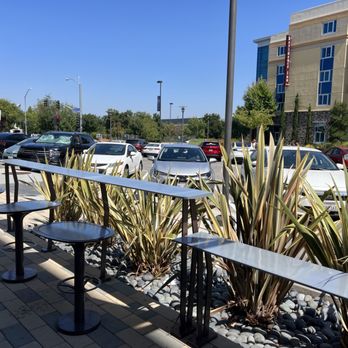 Somisomi - 8/26/23 Outdoor seating - Desserts Near Me - Cupertino, California Somisomi - 8/26/23 Outdoor seating - Desserts Near Me - Cupertino, California