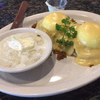 Flapjacks - Mexican Benedict with Grits - Breakfast & Brunch Near Me - Safety Harbor, Florida Flapjacks - Mexican Benedict with Grits - Breakfast & Brunch Near Me - Safety Harbor, Florida